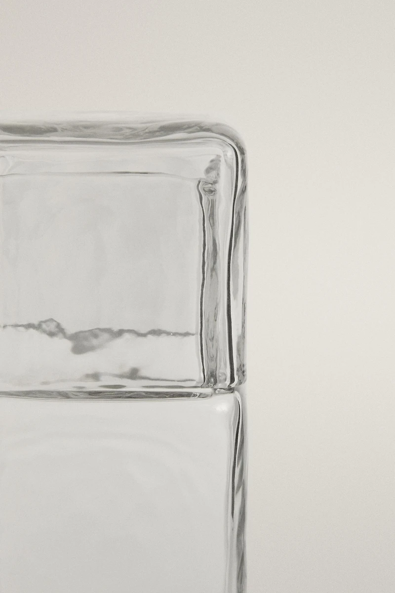 ENSEMBLE DE NUIT BOUTEILLE ET VERRE (LOT DE 2)
