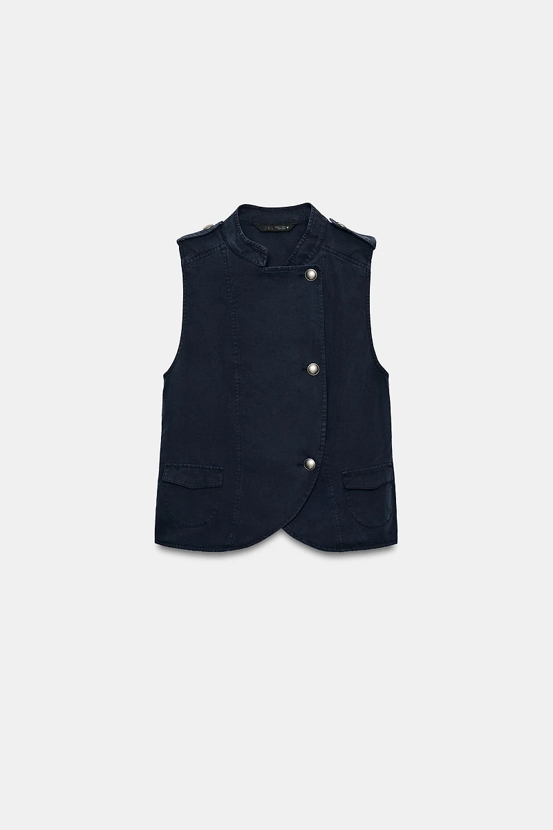 TAB DETAIL BUTTONED VEST TOP