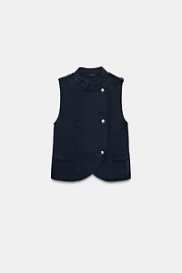 TAB DETAIL BUTTONED VEST TOP