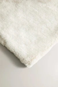 FUR BLANKET