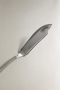 SHINY STEEL FISH KNIFE