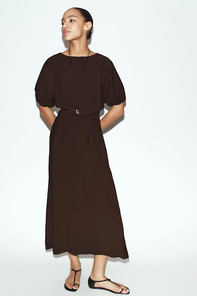 FLOWY PLEATED MIDI DRESS