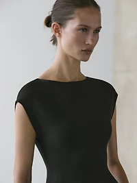 Knit top with crew neck