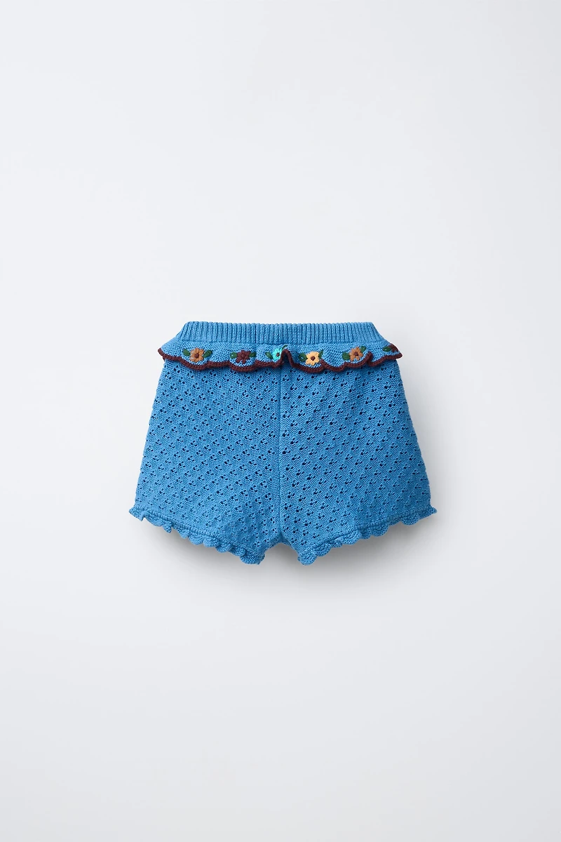 COTTON-LINEN KNIT SHORTS WITH RUFFLES AND EMBROIDERY