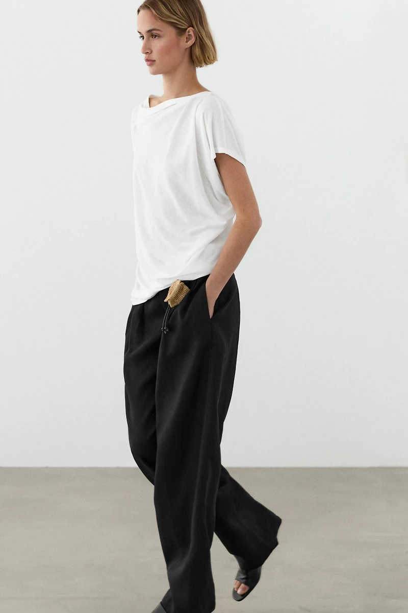 Flowing short sleeve crepe-effect T-shirt