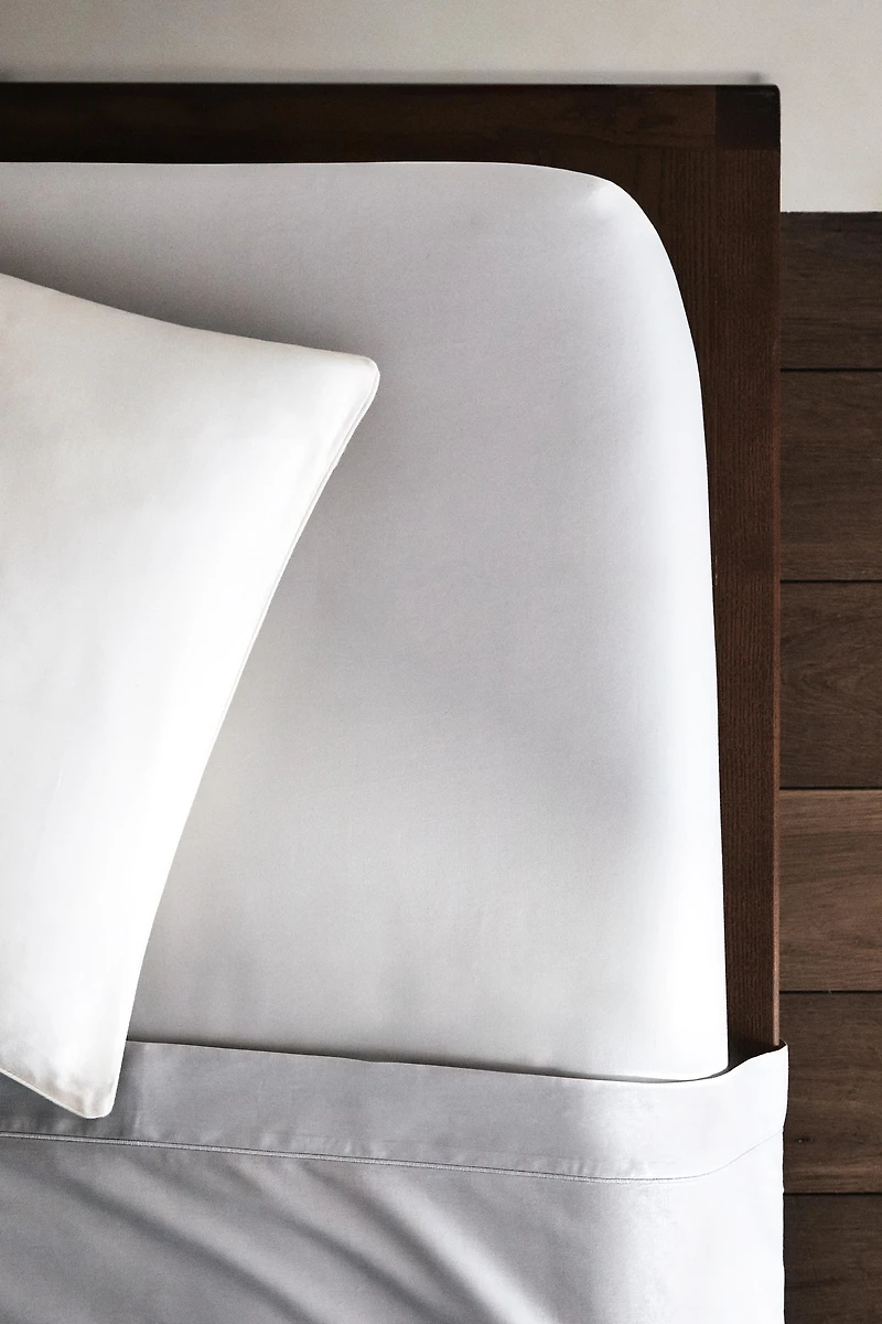 SATEEN FITTED SHEET | 11.8" THICK ( THREAD COUNT