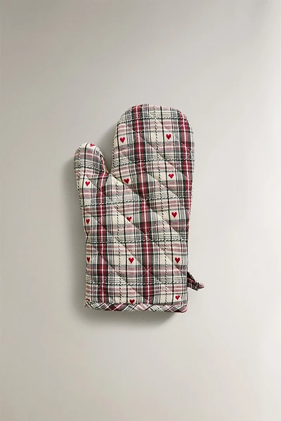 CHRISTMAS HEART OVEN MITT