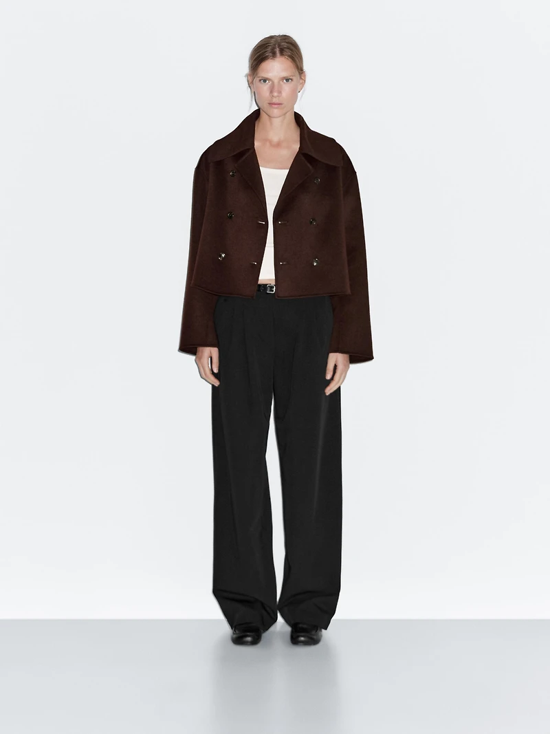Wide-leg flowing trousers with darts