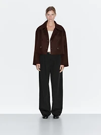 Wide-leg flowing trousers with darts
