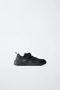 BAREFOOT SNEAKERS