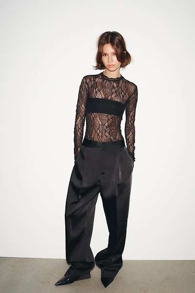 LACE BODYSUIT
