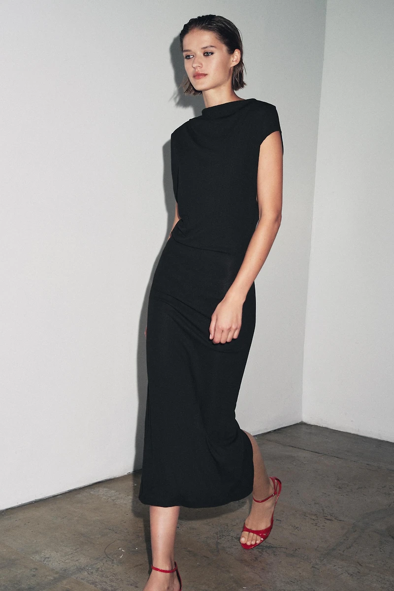 ROBE LONGUE DRAPÉE