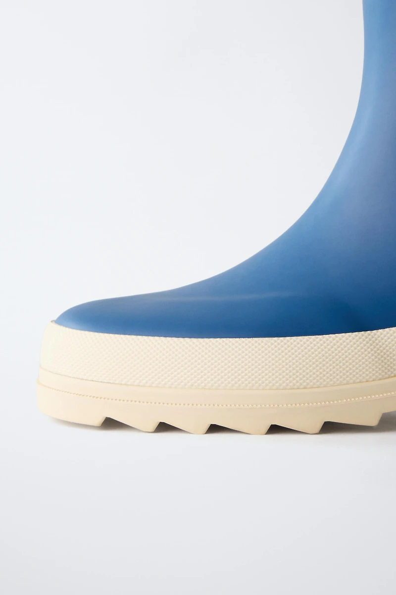COLOR BLOCK RAIN BOOTS