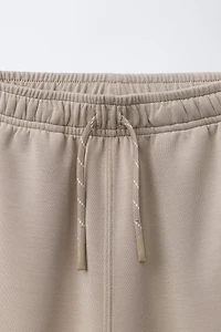 JOGGING PANTS