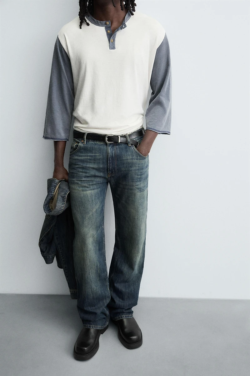 LOW RISE FLARE FIT JEANS