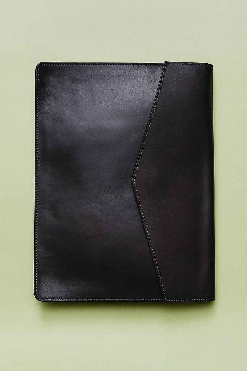 LEATHER DOCUMENT CLUTCH