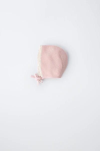 CONTRAST LACE KNIT BONNET