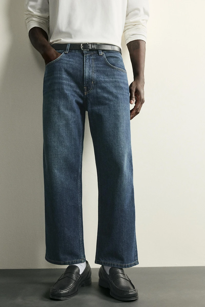 LOOSE FIT CROPPED JEANS