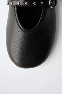 BALLERINES EN CUIR À DOUBLE BOUCLE