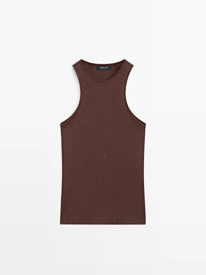 Lightweight 100% cotton knit top