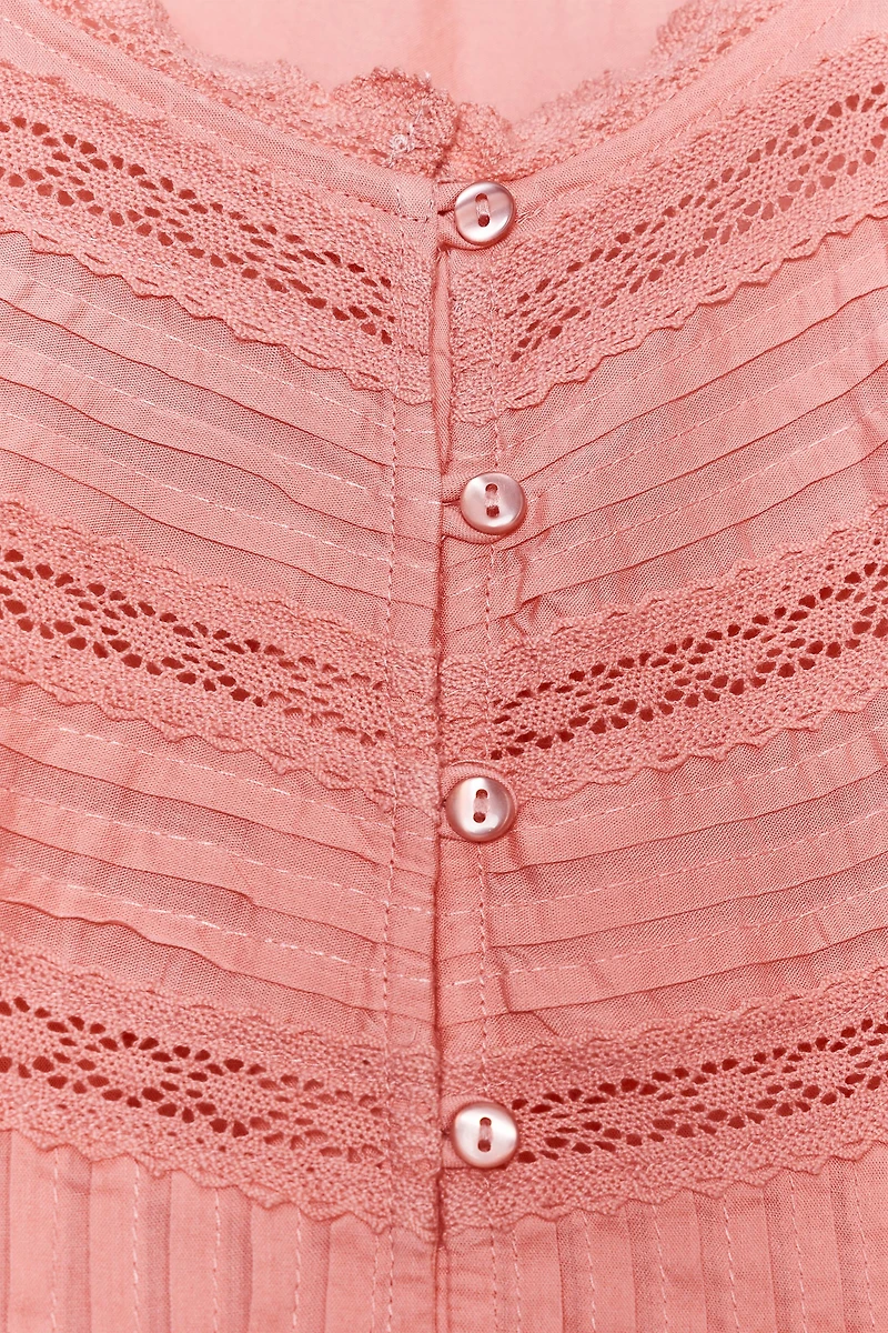 LACE ROMANTIC BLOUSE