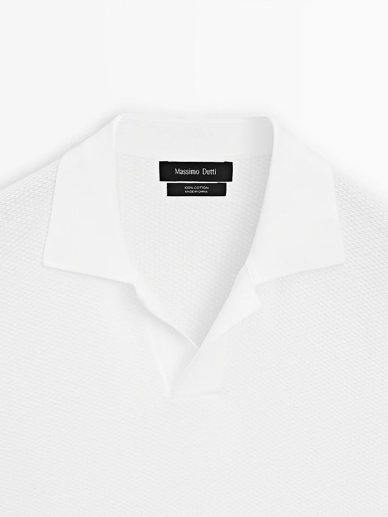 Textured knit short sleeve polo shirt