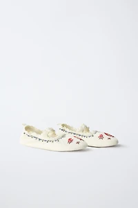 EMBROIDERED SLIPPERS