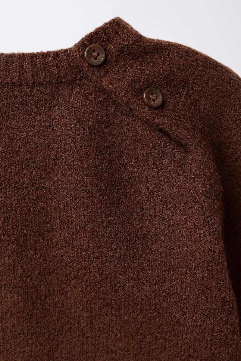 PULL EN MAILLE AVEC CANARD BRODÉ