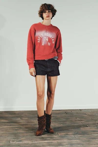 WASHED EFFECT TEXT SWEATSHIRT