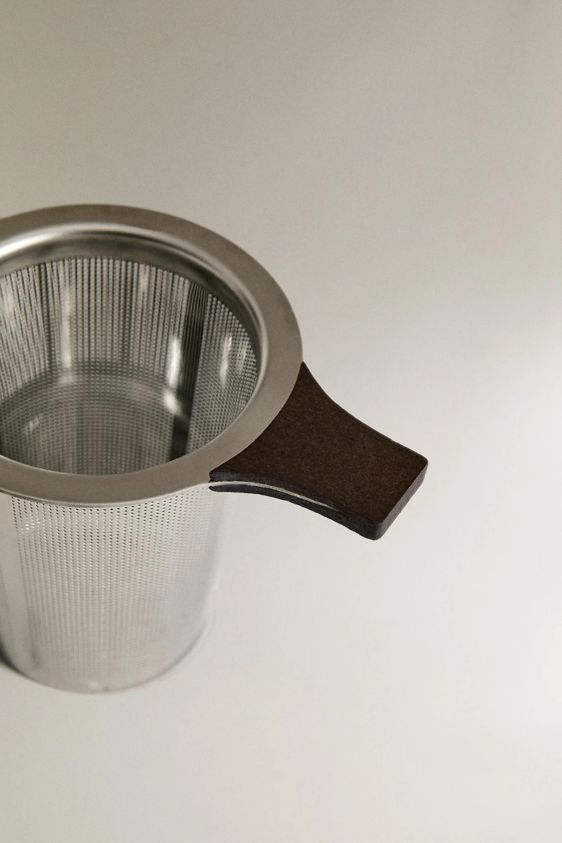 TEA INFUSER WITH LID
