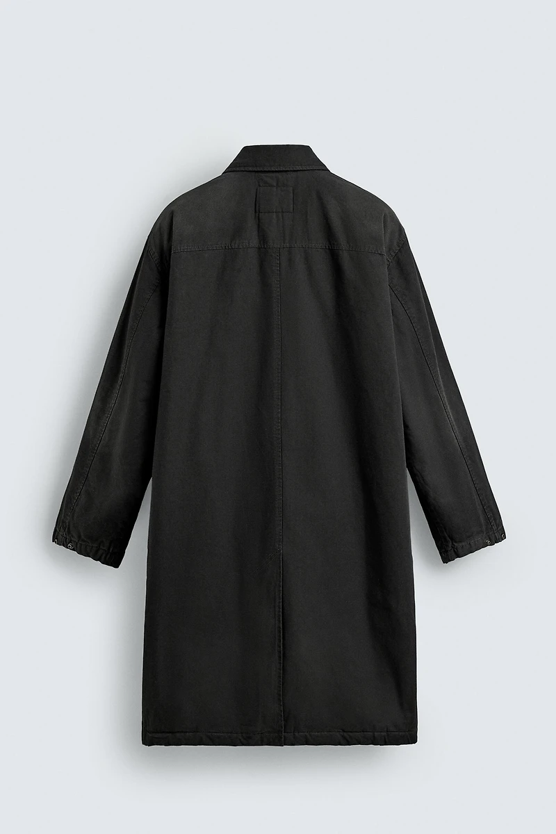 MANTEAU EN DENIM DÉLAVÉ