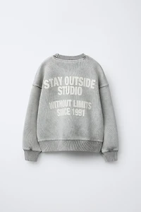 WASHED EFFECT TEXT SWEATSHIRT