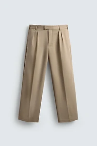 RELAXED FIT PLEATED PANTS