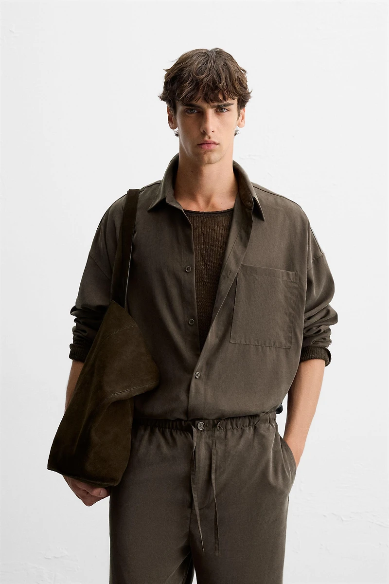 OVERSIZED FIT SHIRT