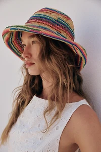 COLOR-BLOCK BUCKET HAT