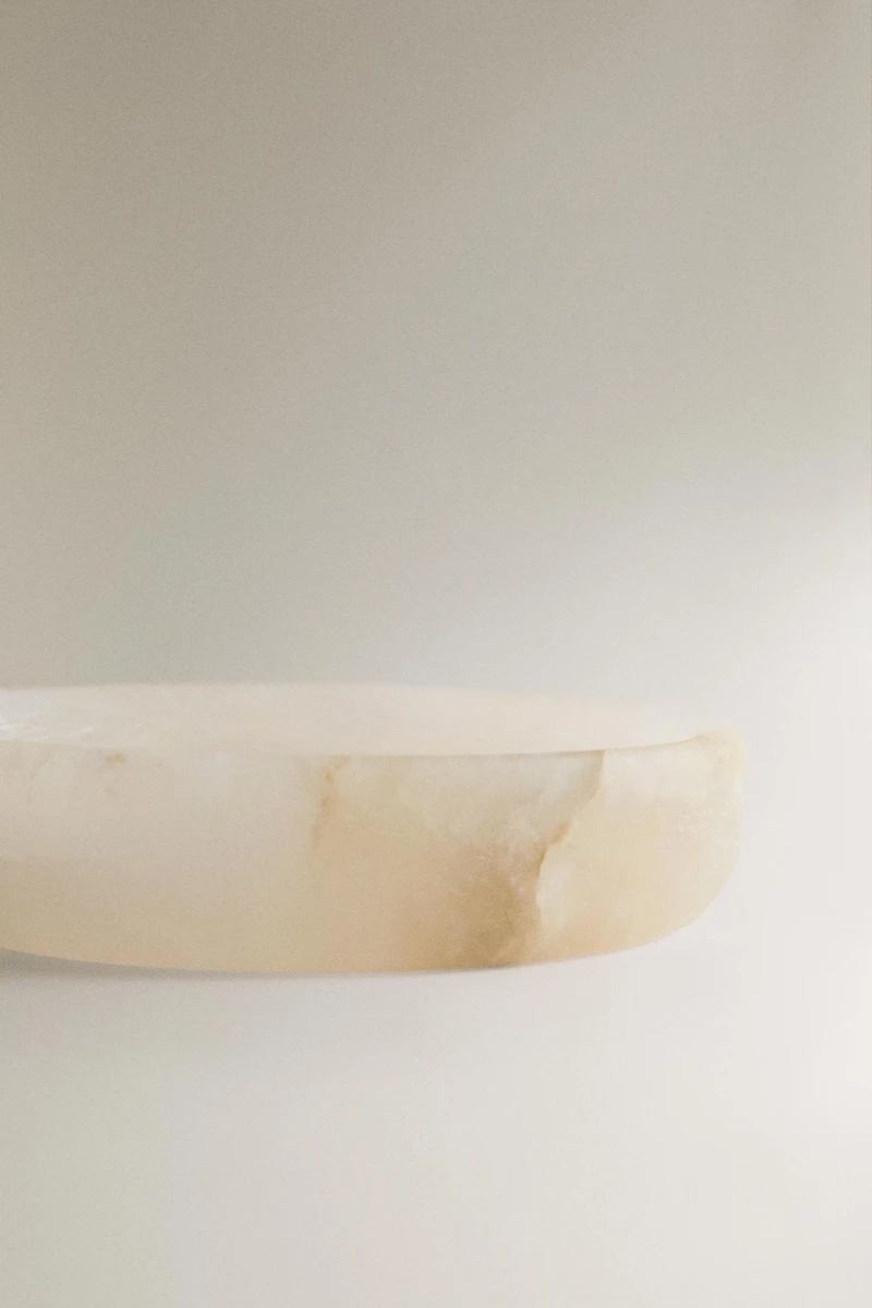ALABASTER BATHROOM SOAP DISH