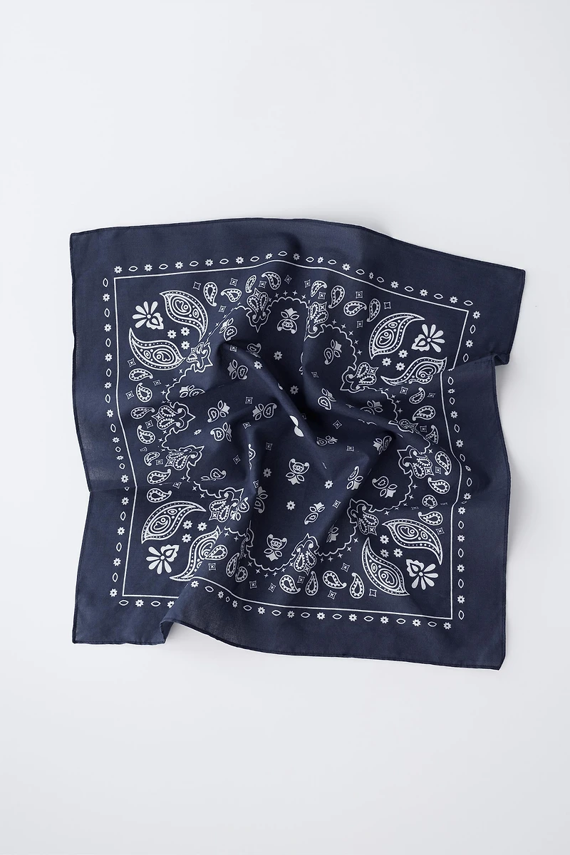 COWBOY BANDANA