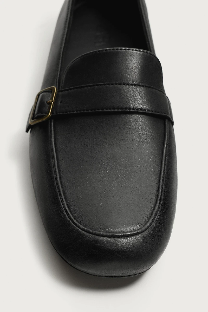 LEATHER LOAFERS