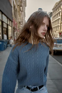 PULL EN MAILLE À TORSADES