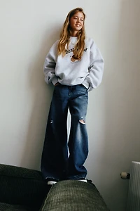 BEAR PRINT SWEATSHIRT