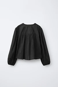 ROMANTIC TEXTURED SHIRT