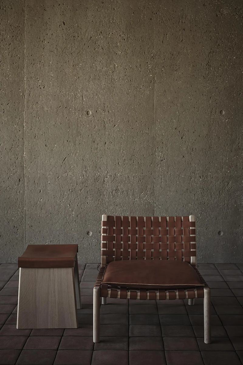 STOOL 02
