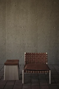 STOOL 02