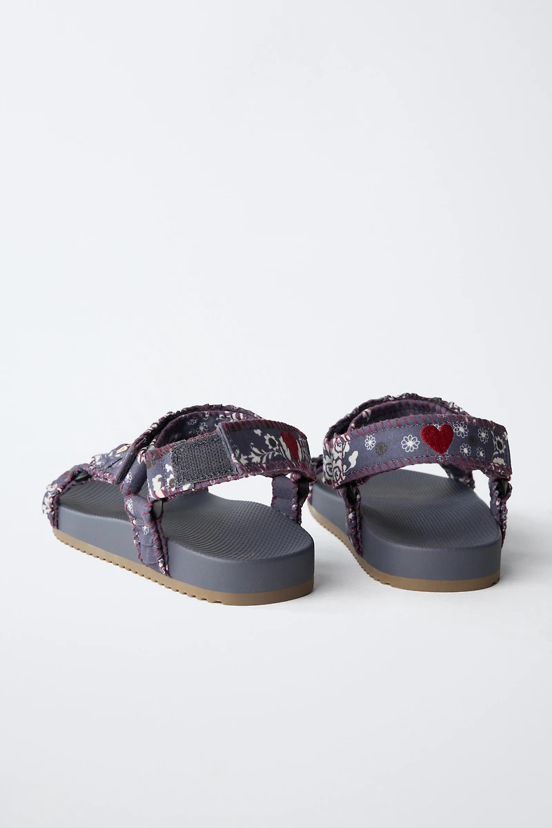 FLORAL TECHNICAL SANDALS