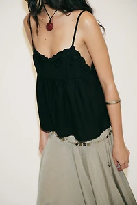 EMBROIDERED TOP