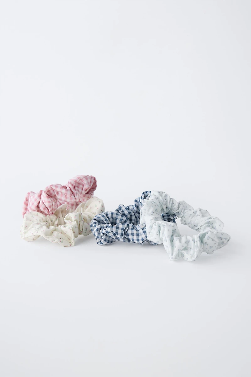 FOUR-PACK OF GINGHAM SCRUNCHIES