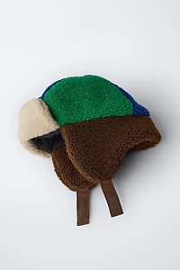 CASQUETTE EFFET MOUTON MULTICOLORE