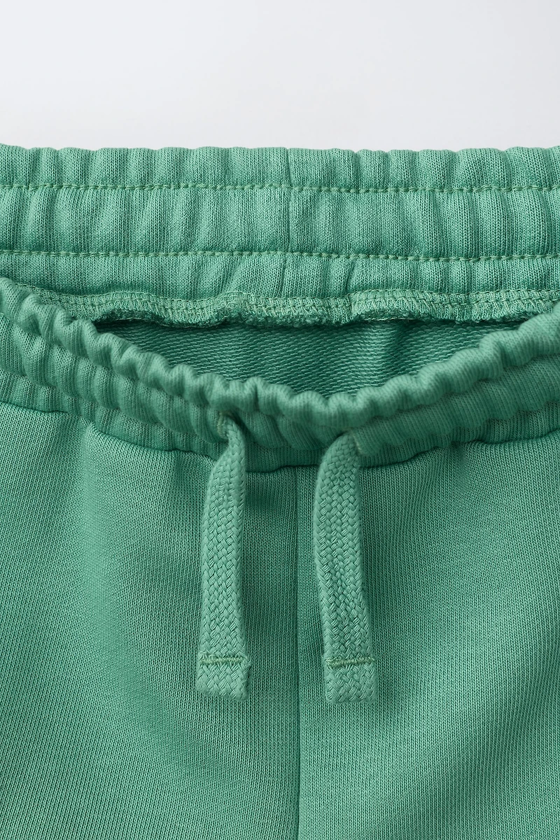 PRINTED JOGGING SHORTS
