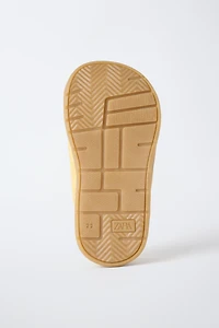 BAREFOOT SNEAKERS