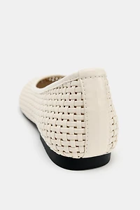 BALLERINES EN TISSU TRESSÉ